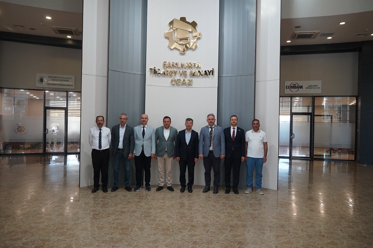 📌 Ekosistemde Teknogirişimcilik Buluşması
Harran Üniversitesi, Şanlıurfa Ticaret ve Sanayi Odası ve Şanlıurfa Teknokent iş birliğiyle düzenlenen “Ekosistemde Teknogirişimcilik” programı, Odamız ev sahipliğinde; Şanlıurfa Milletvekili Sayın Mehmet Ali Cevheri, Harran Üniversitesi