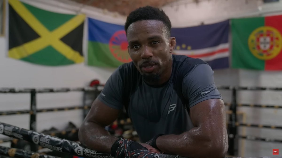 ShotgunLC's tweet image. Ole esos gitanos en Manchester #UFC319 #Embedded