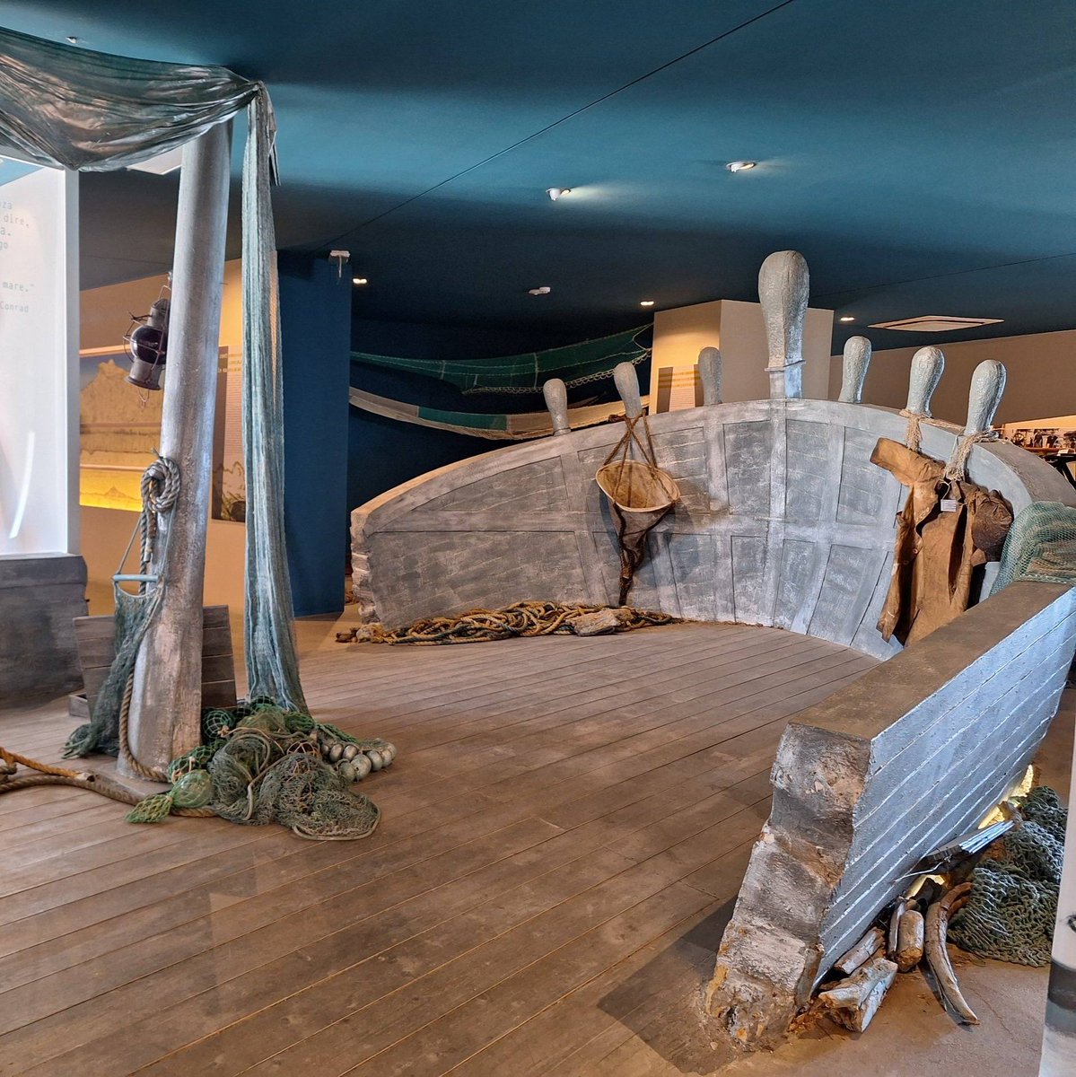 Il Museo è diviso in 6 sezioni, 4 delle quali si trovano vicino al museo ittico e 2 al paese alto di San Benedetto. viaggiesorrisi.com/museo-del-mare…