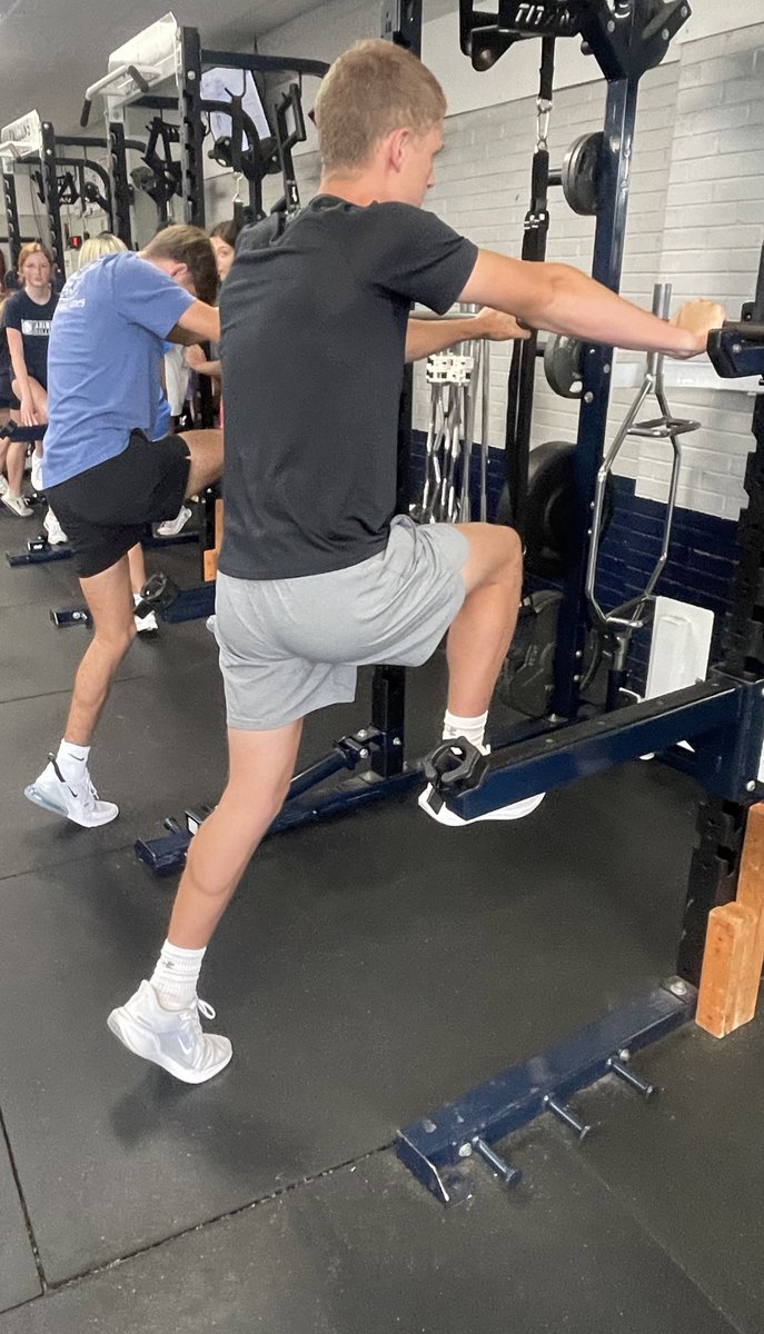 StrengthAhs's tweet photo. Getting the week off right w/our “Sweep the Sheds” mentality. 

Laying the foundation. 

#AbingdonBuilt https://t.co/ioVXbtf7O6