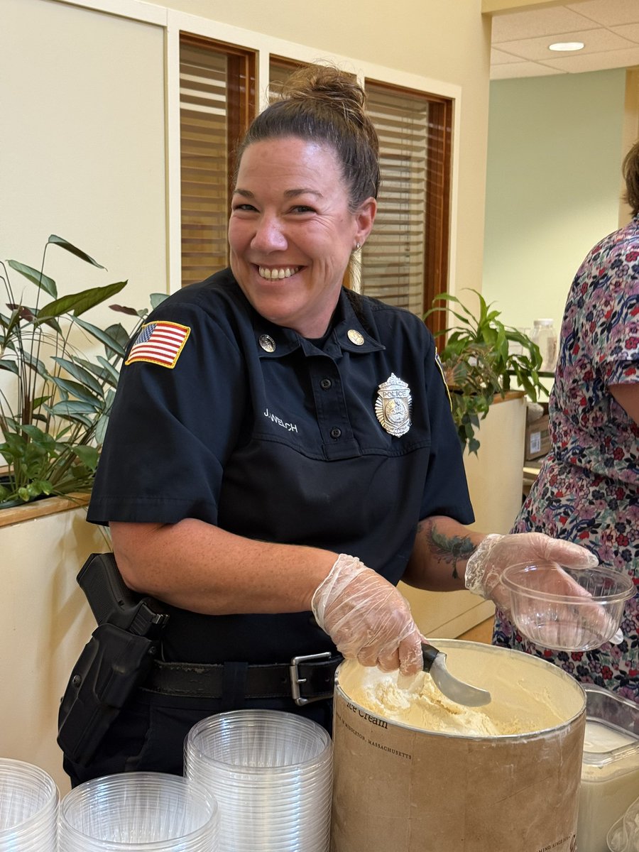 TewksburyPD's tweet photo. We had a great time at the Senior Center Ice Cream Social today, serving up sweet treats and enjoying a few games of cornhole with the community. 

Always a pleasure spending time with our seniors!

#CommunityPolicing #TewksburyMA #SeniorCenter #IceCreamSocial -TPD121 https://t.co/ng9bBUXYEP