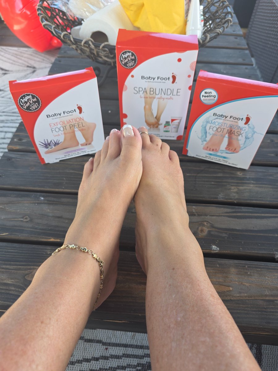 BabyFootUSA's tweet photo. Which one?

#Picks #feet #ChooseHappiness #beauty https://t.co/SSsjXU5Zi1