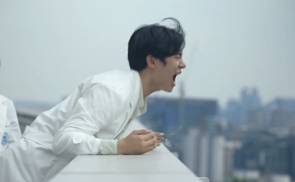 skyshobie's tweet image. work life