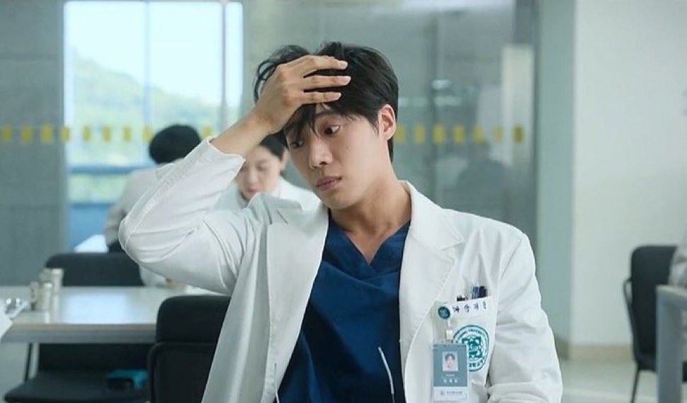 skyshobie's tweet image. work life