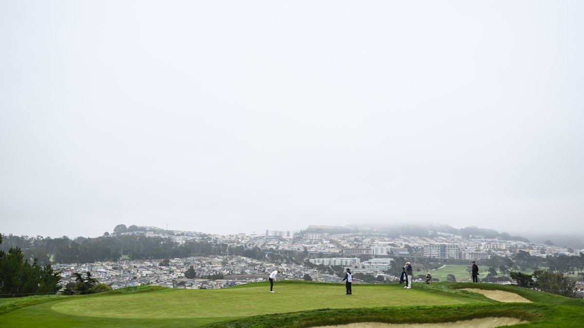 USGA's tweet photo. Golf in San Fran.

Nothing like it. https://t.co/fmzzW1l7yR