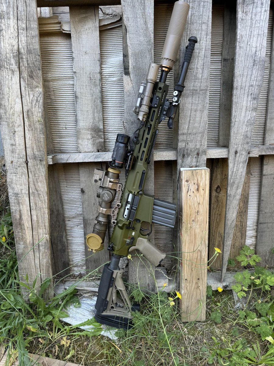 RainierArms's tweet photo. Which build are you picking?

#buildwars https://t.co/q72xKWAX0V