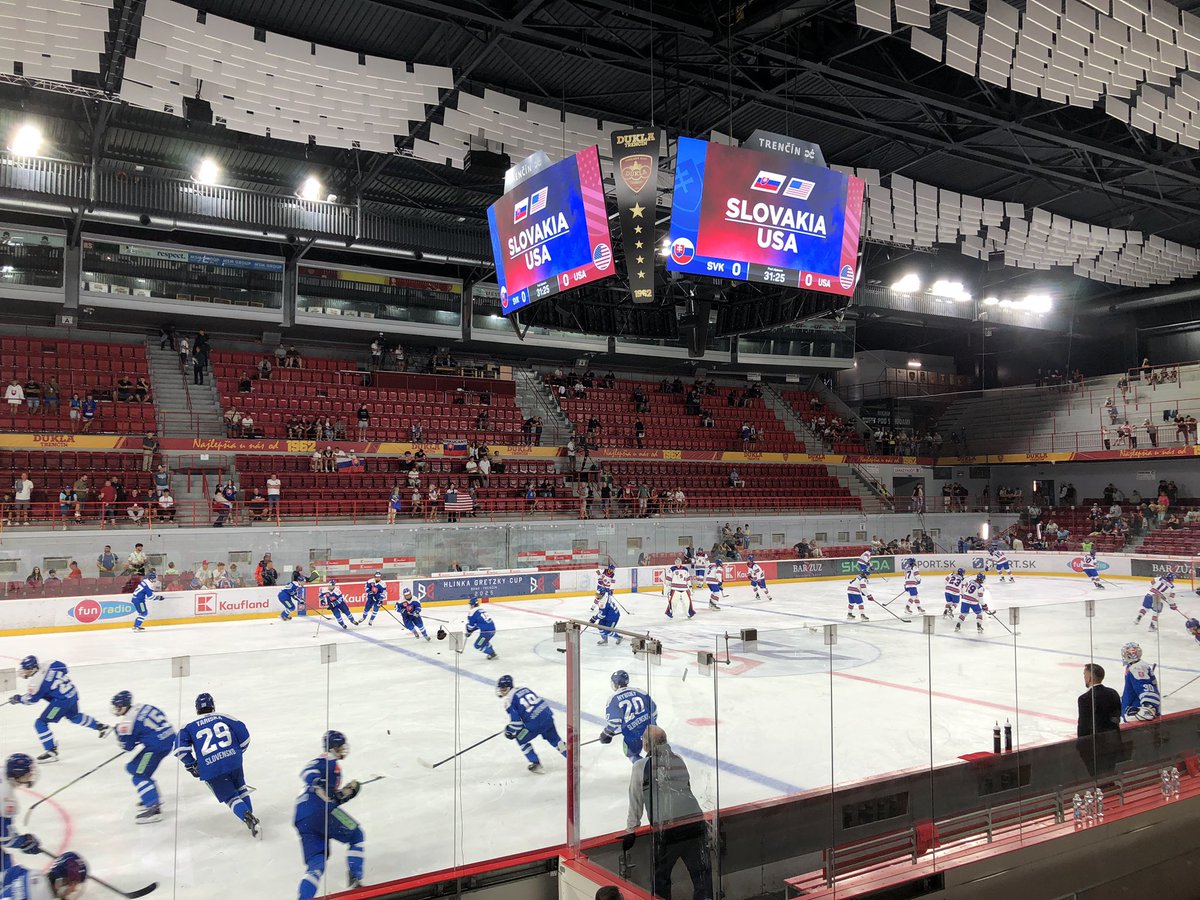 MBielik26's tweet photo. #HlinkaGretzkyCup2025 https://t.co/KTxRgSPPGw