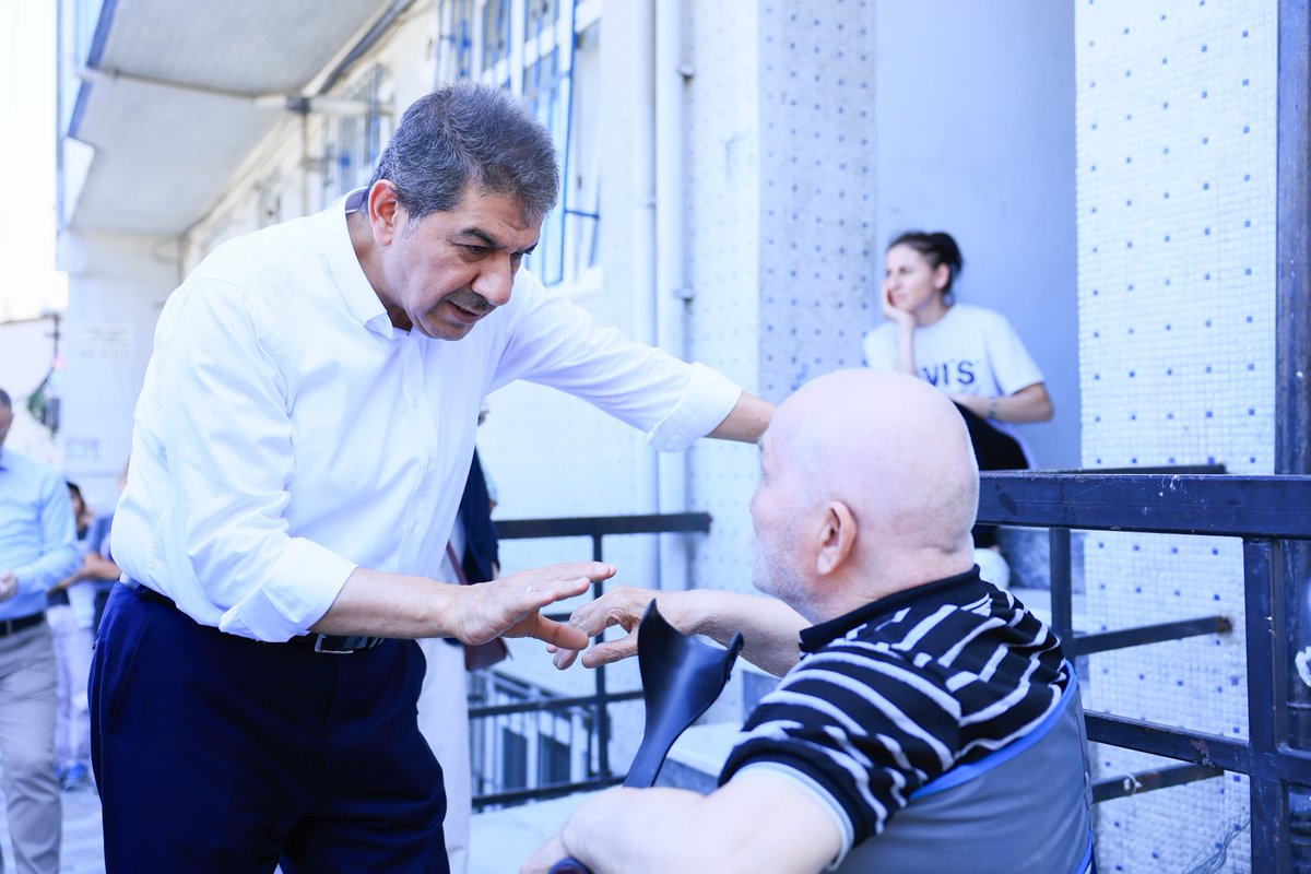 tevfikgoksu's tweet photo. İstanbul’umuzun kültürel hafızasına sahip çıkıyor, Mimar Sinan’ın Esenler’de inşa ettiği Avas Su Kemeri’ni ihya ediyoruz.

Kentsel dönüşümle çehresini yeniden düzenlediğimiz tarihi yapıyı Su Kemeri Vadisi’ne dönüştüreceğimiz çalışmaları ekip arkadaşlarımızla birlikte yerinde inceledik, mahalle sakinlerimizle fikir alışverişinde bulunarak projemizi anlattık.