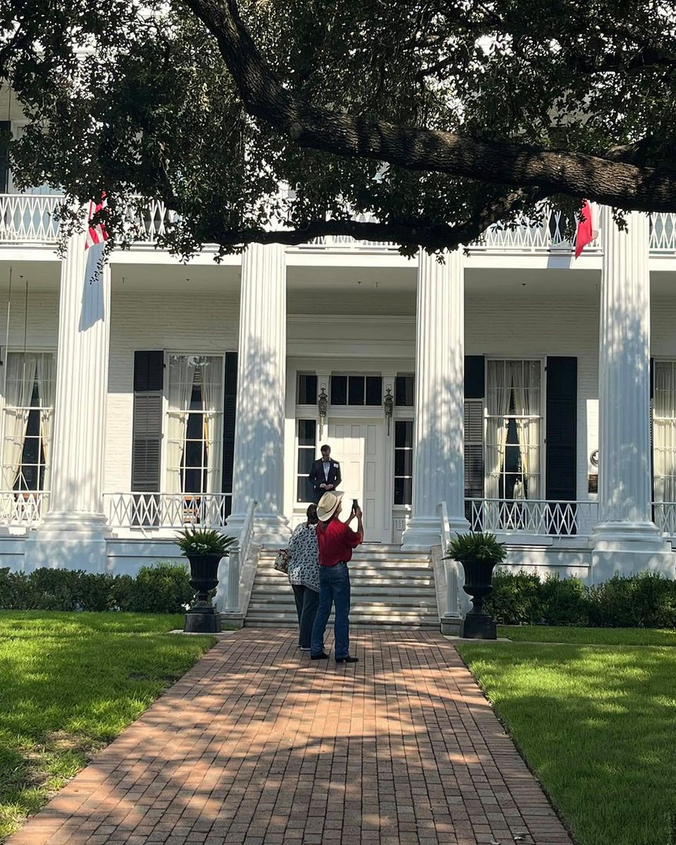 Texas GOP (@texasgop) on Twitter photo Thank you, Governor <a href="/GregAbbott_TX/">Greg Abbott</a>, for hosting me, the Speaker, and the SREC at the mansion — and for a great conversation with Speaker <a href="/Burrows4TX/">Dustin Burrows</a>. A few months ago, I wouldn’t have guessed we’d be here… but today, we’re united and charging forward to deliver big conservative Thank you, Governor <a href="/GregAbbott_TX/">Greg Abbott</a>, for hosting me, the Speaker, and the SREC at the mansion — and for a great conversation with Speaker <a href="/Burrows4TX/">Dustin Burrows</a>. A few months ago, I wouldn’t have guessed we’d be here… but today, we’re united and charging forward to deliver big conservative