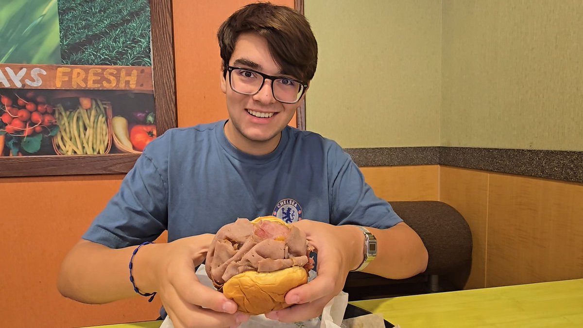 Just ate the Meat Mountain. 10/10