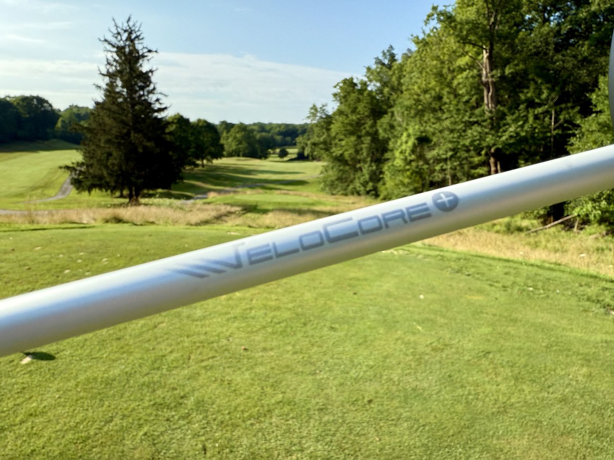 Float like a Butterfly, Sting like a Bee

The new Fujikura Ventus VeloCore+ White is a triumphant victory in lightweight driver shaft performance.

Increased swing speed, greater distance, locked-in stability. All without compromise.

Full Review: pgapappas.blogspot.com/2025/08/fujiku… 💯👍