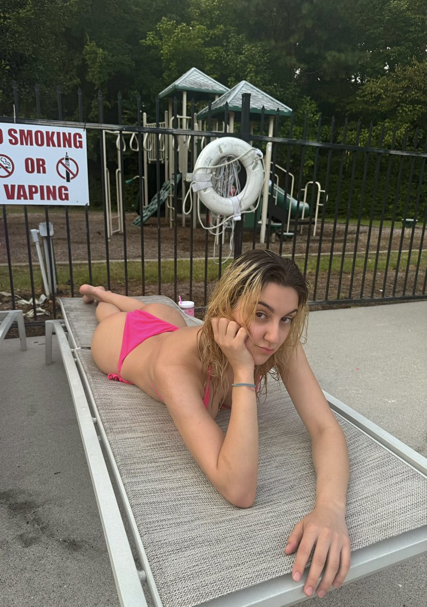 drowsylane's tweet photo. my ex is such a fool for fumbling me during the summer https://t.co/dEfkPAFZiI