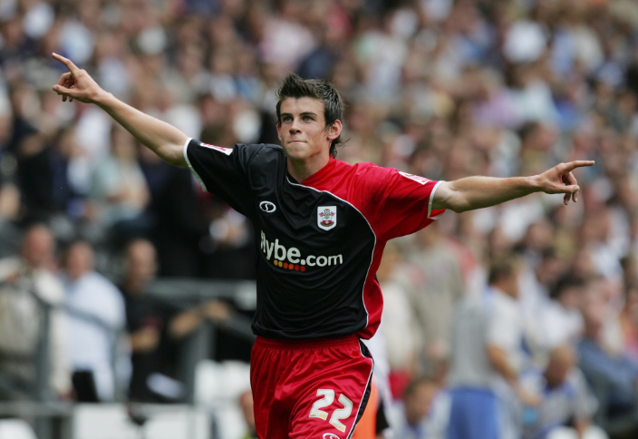 L1minus10's tweet photo. League 1 Minus 10: Southampton 2 Wrexham 1. RPs appreciated.

#saintsfc actually win at home. Featuring Bale v2.0, 5-sub-advantage, Baz with his hands, Rocking Ronnie and Jack in the Box.

https://t.co/4wwbKnGeiE https://t.co/Ihu51tEyQp
