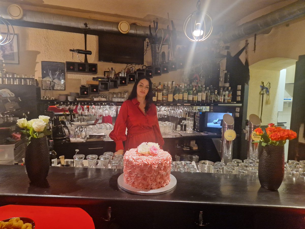 Herrin Rebeka (@mistress_rebeka) on Twitter photo Cake&Kink Stammtisch
Samstag, 13.9.2025
hosted by Herrin Rebeka <a href="/mistress_rebeka/">Herrin Rebeka</a> <a href="/herrinrebeka/">herrinrebeka</a>
Herrin Rebeka hat Kuchen gebacken und lädt BDSM-, Fetish-, Kink-, Queer-Leute aller Art, jedes Geschlechts, jeder Konstellation, Neigung und Orientierung zum Cake&Kink Stammtisch Cake&Kink Stammtisch
Samstag, 13.9.2025
hosted by Herrin Rebeka <a href="/mistress_rebeka/">Herrin Rebeka</a> <a href="/herrinrebeka/">herrinrebeka</a>
Herrin Rebeka hat Kuchen gebacken und lädt BDSM-, Fetish-, Kink-, Queer-Leute aller Art, jedes Geschlechts, jeder Konstellation, Neigung und Orientierung zum Cake&Kink Stammtisch