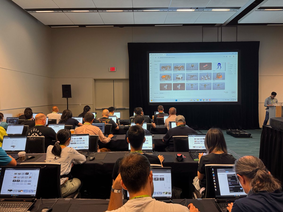 genrobotics_ai's tweet photo. Packed lab at #SIGGRAPH2025.
Laptops open. Robots learning new AI skills — live, in-browser. https://t.co/swyOv6x3pA