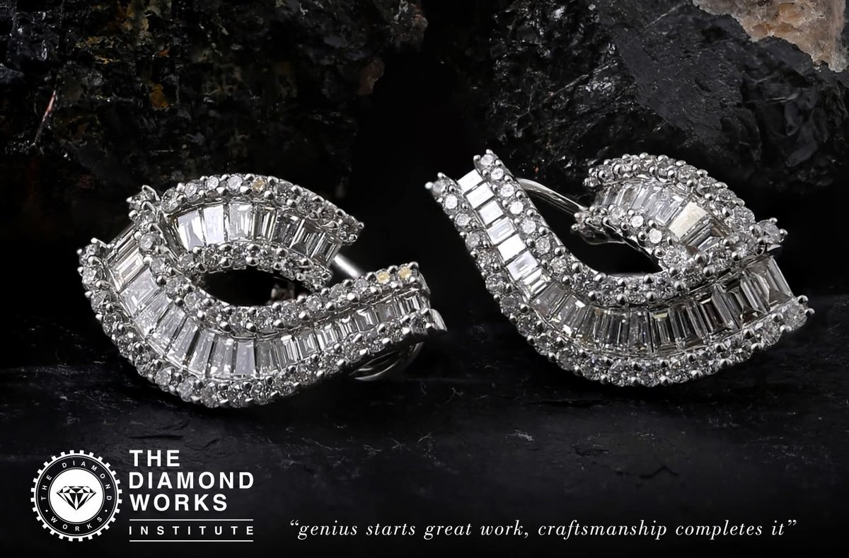 "Like stars caught in a moment, brilliance this pure is meant to be cherished." - Unknown 

📍 Visit us in Cape Town, Franschhoek or OR Tambo - We are open daily: 
09:00 - 19:00 (Monday to Sunday, Including all Public Holidays)  

#diamonds #bespoke #jewellery #thediamondworsks