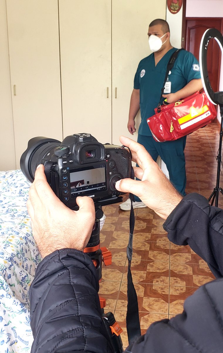 Internovam's tweet photo. Desde hace más de 7 años creamos la identidad de nuestro cliente y lineamiento de marca,  hoy continuamos produciendo las piezas claves de marketing, canales digitales, asesoramiento y acompañándolos en su crecimiento.
2/2
#backstage #detrasdecamaras #films #mkt #medicos #peru https://t.co/1rtpEasOg2