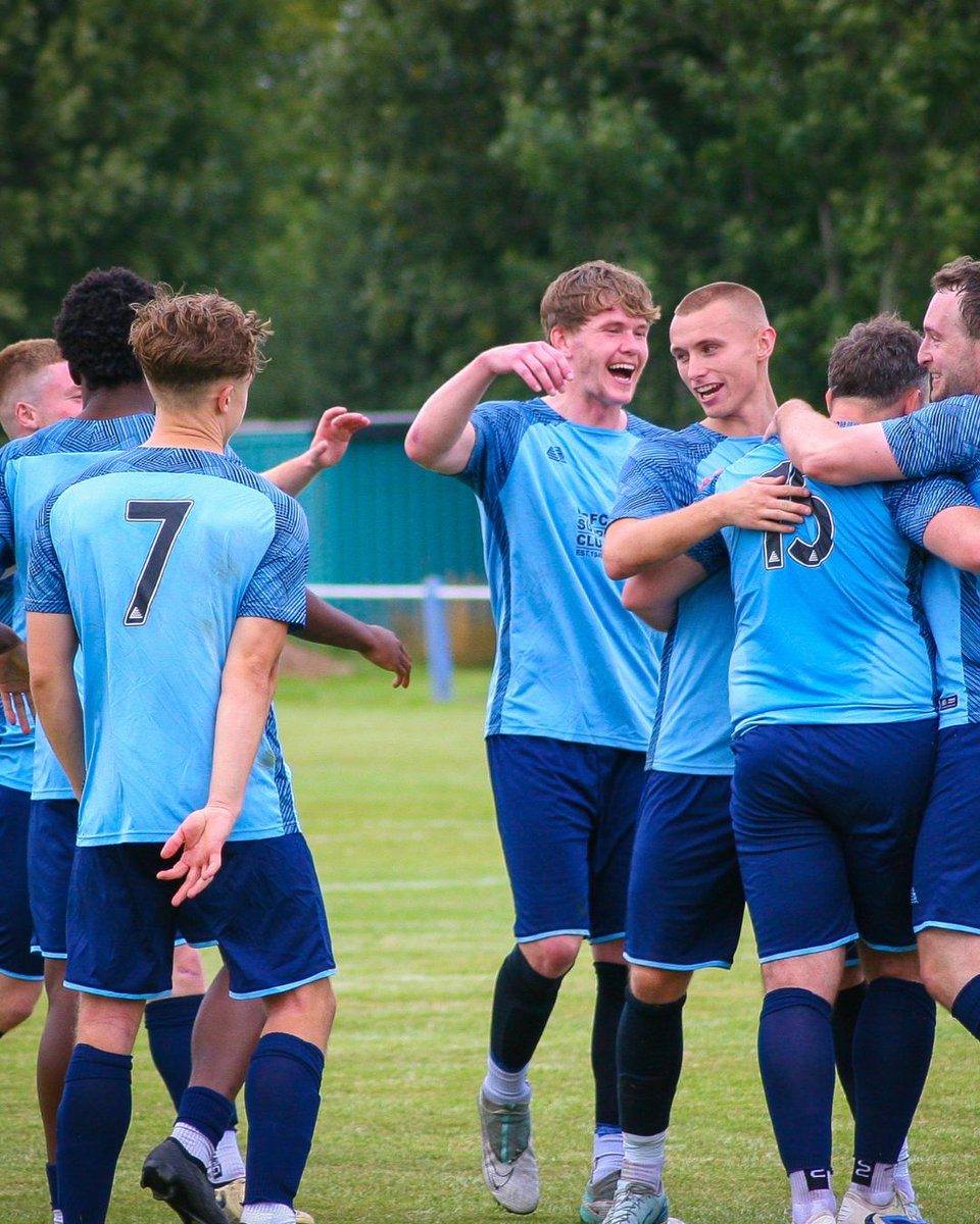 Celebrating in style 🔵⚪

Plenty to cheer about in our 5–0 win over MSB Woolton.

#MaineRoad #NWCFL #NonLeagueFootball #UpTheRoad