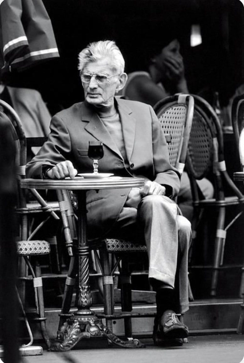 Samuel Beckett attend quelqu’un