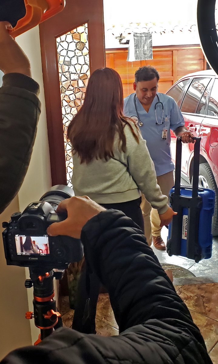 Internovam's tweet photo. En producción de Filmación y Fotografía para el video Corporativo, Brochures, Web y Comunicación visual en redes de nuestro cliente del rubro médico. 
.
#backstage #detrasdecamaras #films #mkt #medicos #peru https://t.co/AwodtRNXbK