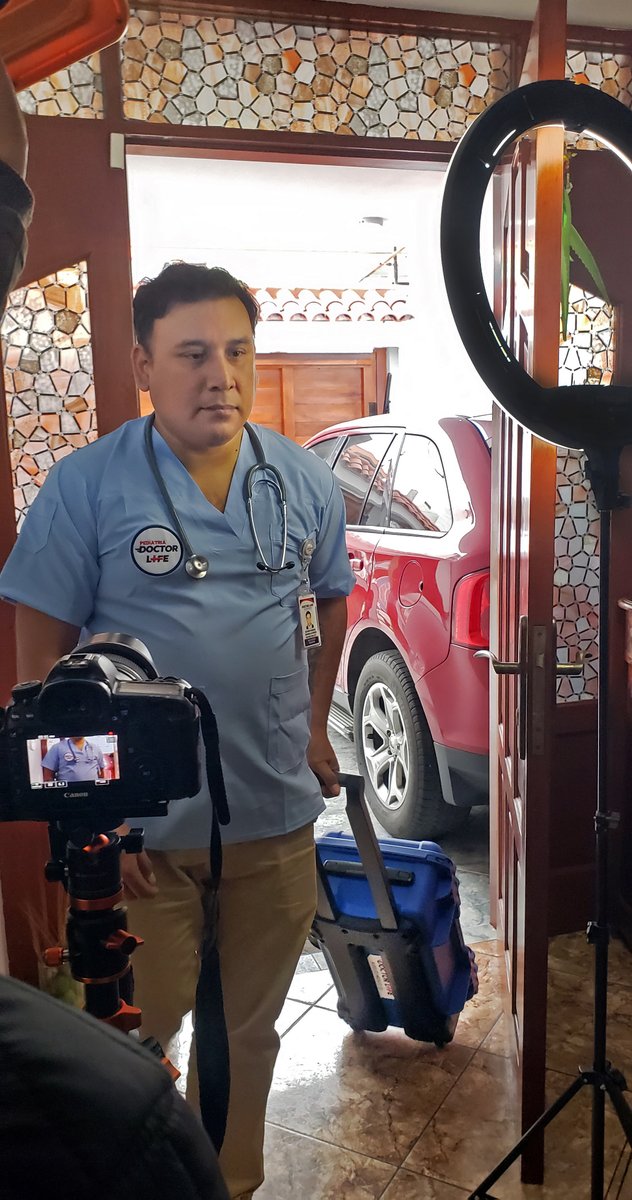 Internovam's tweet photo. Desde hace más de 7 años creamos la identidad de nuestro cliente y lineamiento de marca,  hoy continuamos produciendo las piezas claves de marketing, canales digitales, asesoramiento y acompañándolos en su crecimiento.
2/2
#backstage #detrasdecamaras #films #mkt #medicos #peru https://t.co/1rtpEasOg2