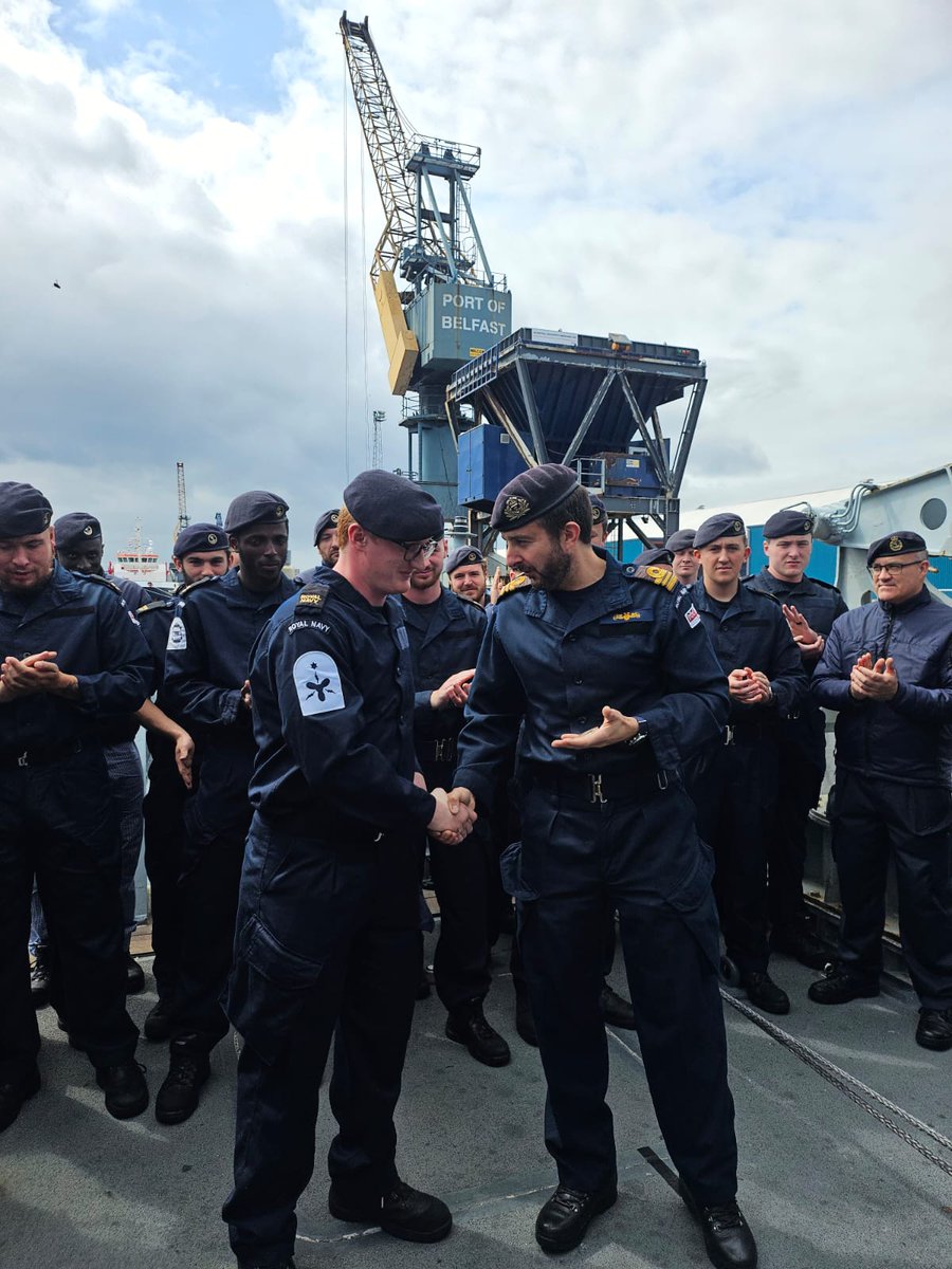 HMSLedbury's tweet photo. It was a real privilege for the Ship to recognise the achievements of some of the Sailors who work tirelessly onboard. This time all were from the same department: the Marine Engineers or ‘Stokers’.

🫡 🥇 🥈 🥉 

#SmallShipBigImpact

@LedburyTC @RNinNIreland  @HMS_Hibernia https://t.co/4M4aiBD6eM