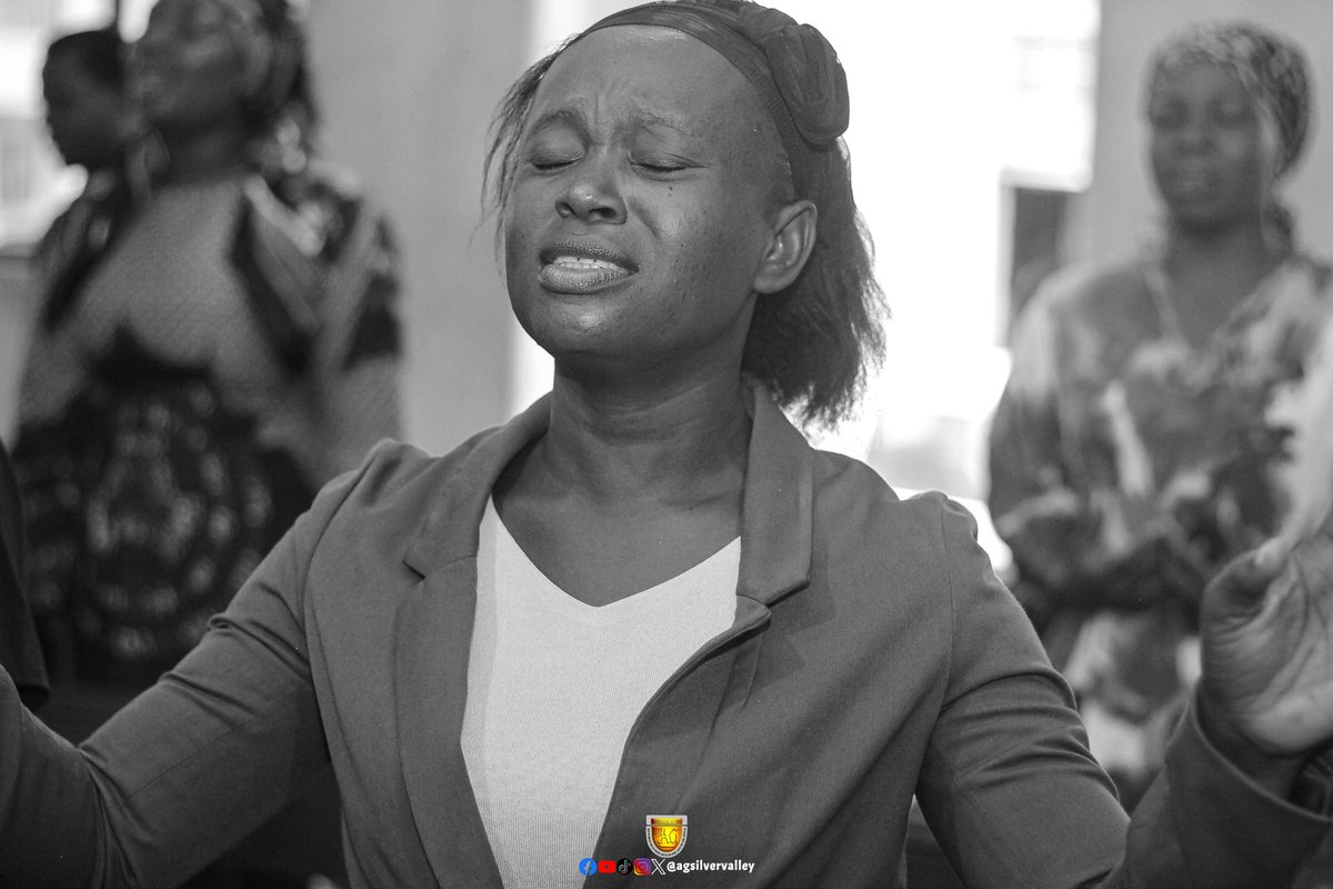 ag_silvervalley's tweet photo. What a worship! 

Hearts lifted. Faith stirred. His presence filled the room. 

#SundayVibes #WorshipMoments #AGNigeria #agsilvervalley #WorshipExperience https://t.co/eZC8JT8DFF