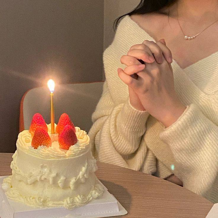 Peytconsa's tweet photo. God’s not done with me yet. Happy birthday to His masterpiece.🎂🎉🎉 https://t.co/KNcfz8NfCU