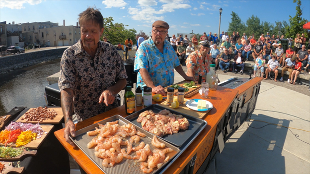 DogMerrill's tweet photo. 💡 Grill tip of the day: Don’t flip your burger too soon… or you’ll flip out later. Let it sear. Let it live. Let it become one with the flame. 🧘‍♂️🔥 #ZenAndTheArtOfBBQ https://t.co/KNJpptf2hD