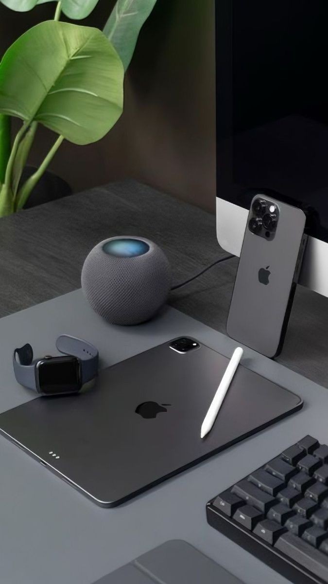 D_mac_lord's tweet photo. 🚀 Kickstart your week the right way!
Work smarter, faster &amp; in style with premium Apple devices from DMac Lord 

DM us today &amp; level up your productivity.

#WorkSmart #DMacLord #AppleDevices #TechUpgrade #ProductivityTools https://t.co/jydltMAHAj