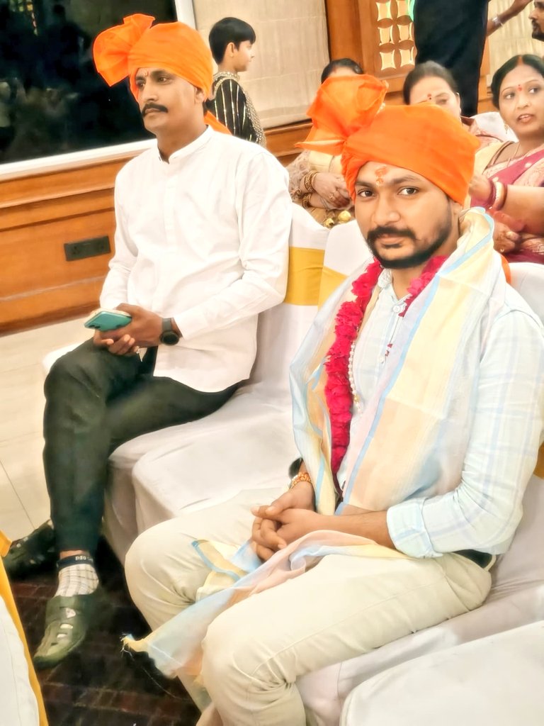 Rotibankvns's tweet image. #Honouring_Service
On 10 Aug 25 during the 2nd Installation Day of Lions Club Varanasi Yuva.#RotiBankVaranasi was honoured for its dedicated service.For the past two years,every Thursday,freshly prepared meal Prasad has been distributed by the youth club under the #HungerProject