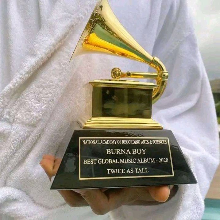 PeterM27784's tweet photo. @ukange_davidx If he like make him go heaven he no fit achieve this particular Grammy https://t.co/ifywDZtV4W