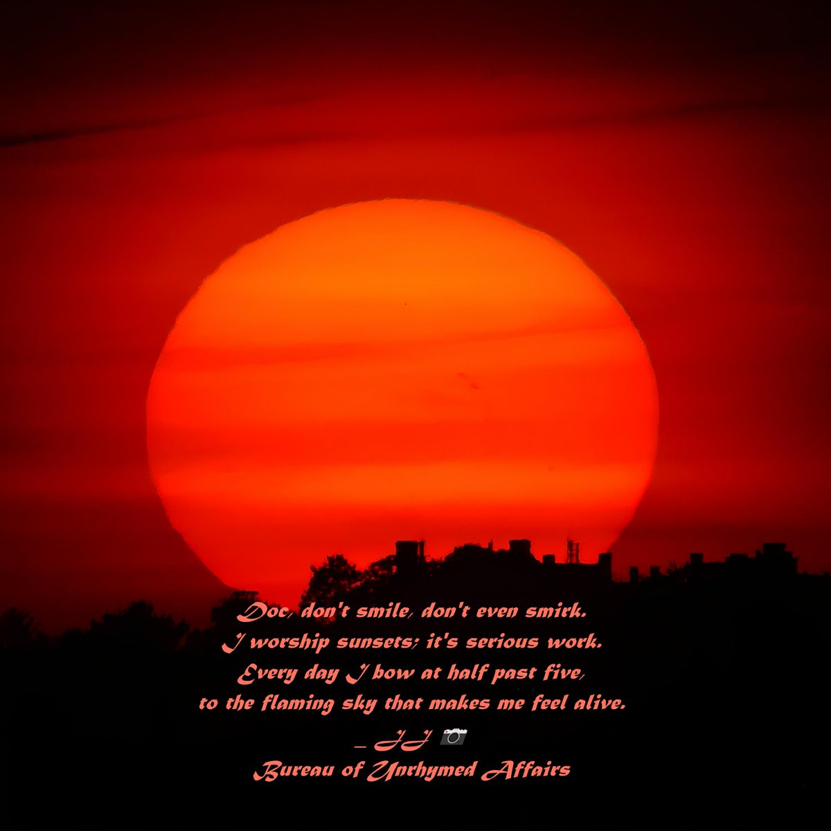 happy007_always's tweet photo. The Sun And The Little Me
🌞
#NaturePhotography #LandscapePhotography #SkyscapePhotography #Transience #NatureInFocus #FireInTheSky #opacarophile #SunsetThoughts #VisualPoetry #風景 #自然風景 #日没 #日の入り #夕日 #夕陽 #太陽 #夕焼け #夕方 #夕暮れ #夕空 #空 #雲 #静寂 #攝影 https://t.co/DiA48T5d22