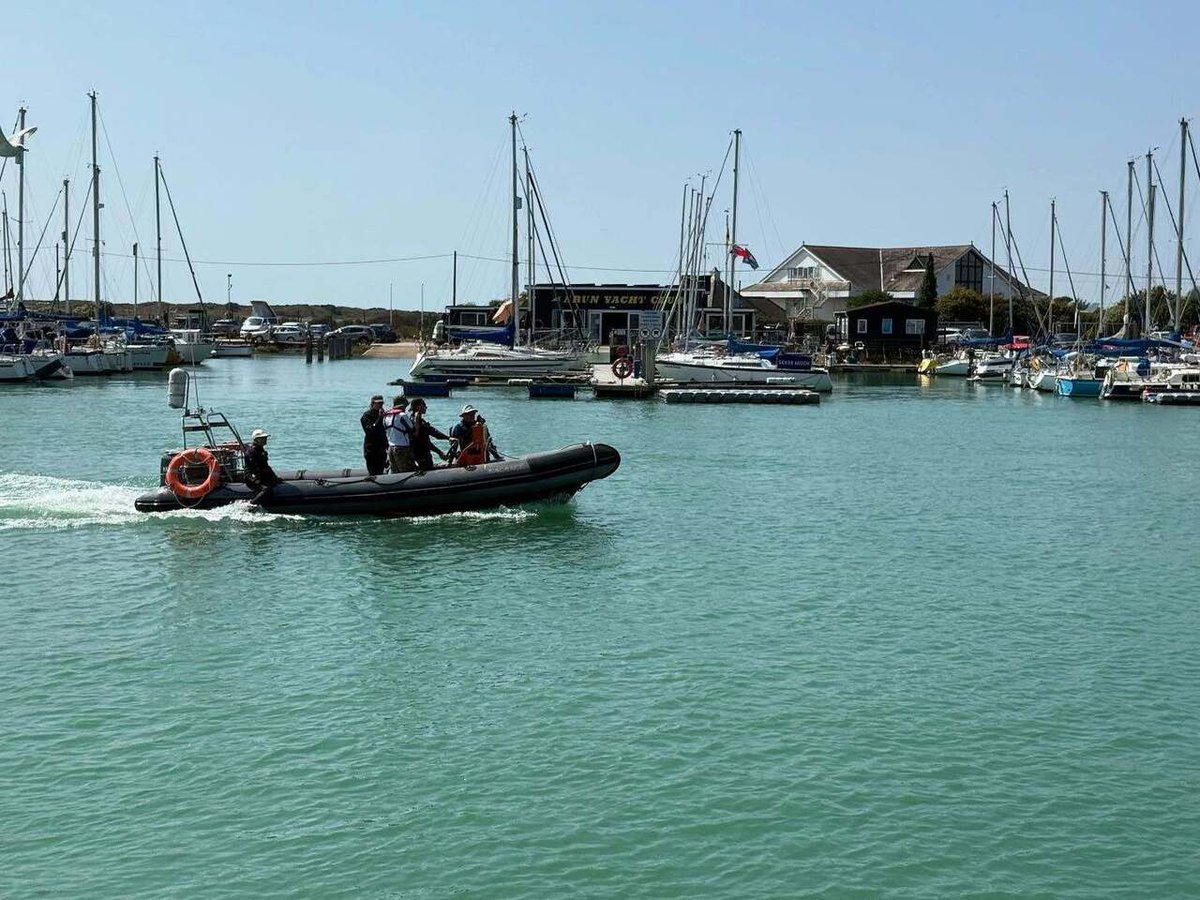 Timothy_Hughes's tweet photo. Littlehampton #littlehampton #littlehamptonbeach #littlehamptonharbour #seaside #seasideview #seaside🌊 #seasidetown #westsussex #seasideresort #sunday #sundaymood☀️ #sundayfunday☀️ #sundayafternoon #weekend #weekendvibes✌️ #weekendtime https://t.co/LAr2PHxOGz https://t.co/OgSK5OZaA0
