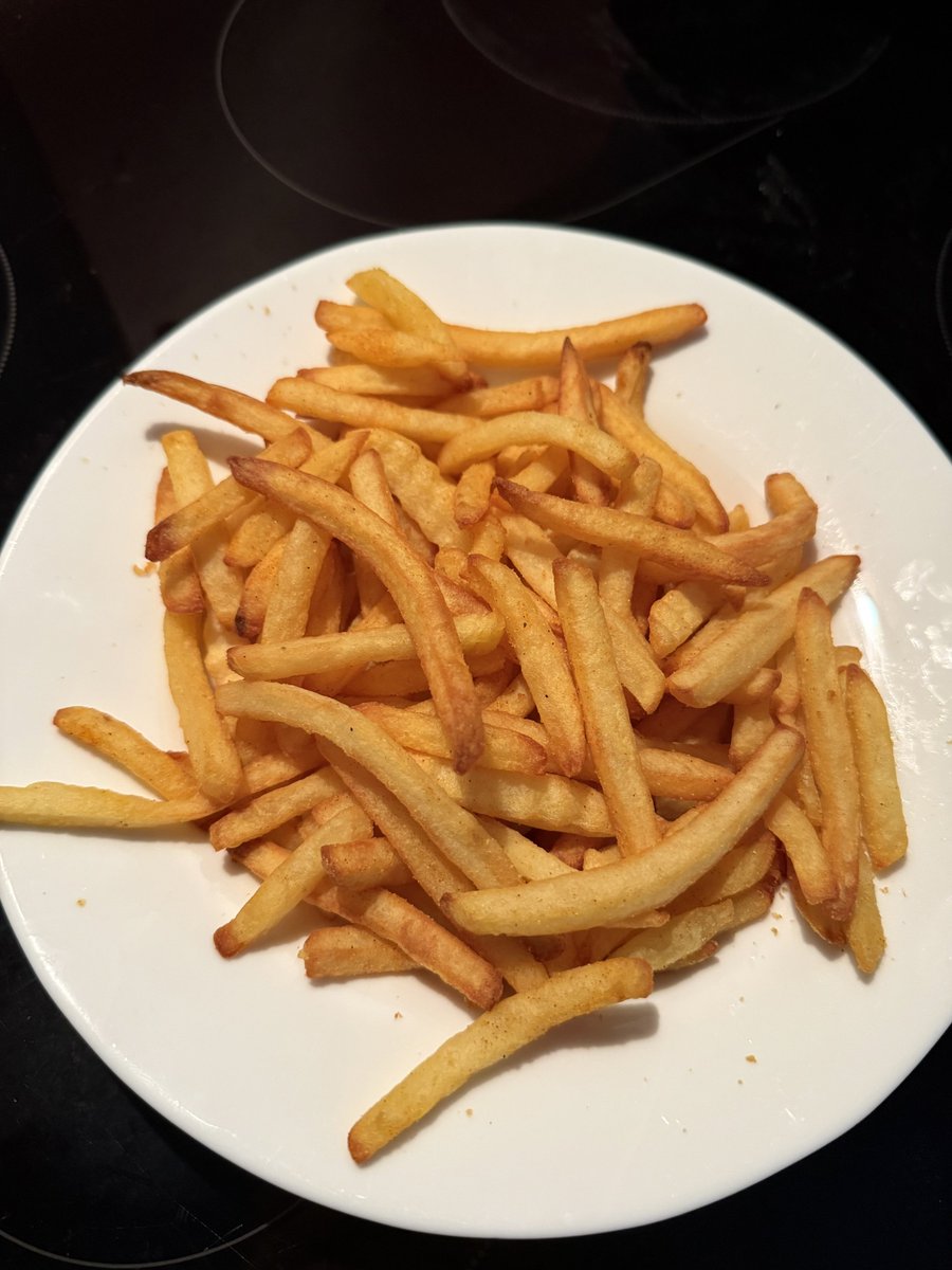 Das »P« in Pommes steht für "Perfekter Snack, der jeden Tag verbessert."

Muss man wissen.