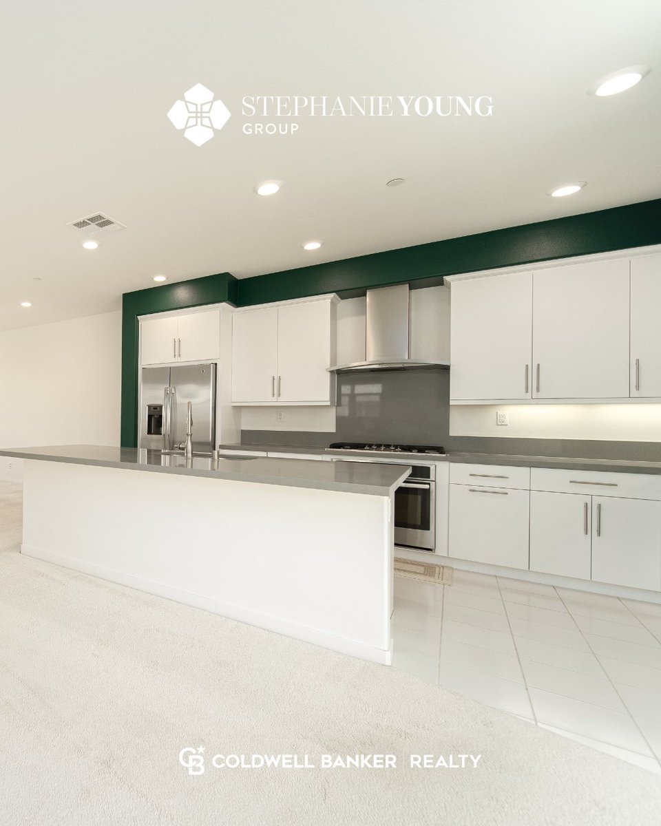 the_stephyoung's tweet photo. ✨ What You’ll Love:
🛏️ 3 Bedrooms | 🚿 3.5 Bathrooms | 🚗 Attached 2-Car Garage
🏡 Spacious open-concept GREAT room w/ soaring ceilings
🍽 Gourmet kitchen w/ quartz countertops, oversized island &amp; stainless steel appliances
🌞 Private patio deck with natural light throughout https://t.co/cQgWolhMk8