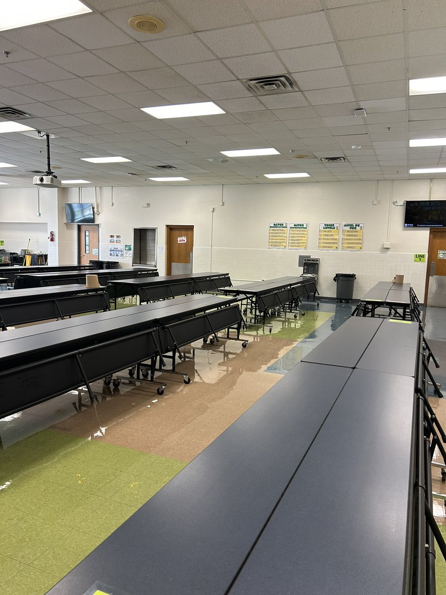 Julie Moncrief tweet media