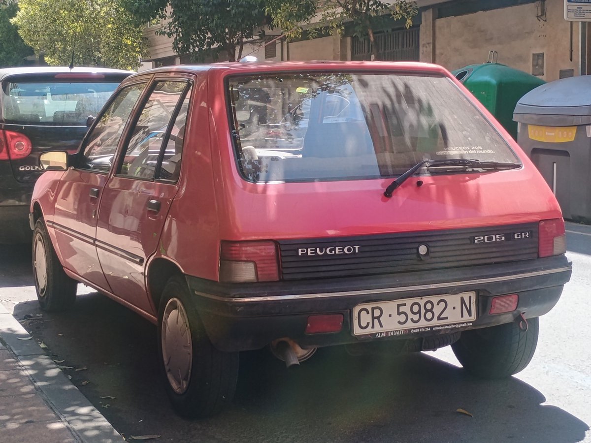 ingrid67_'s tweet photo. Peugeot 205 GR! ❤️ https://t.co/BMDbGcR0uP