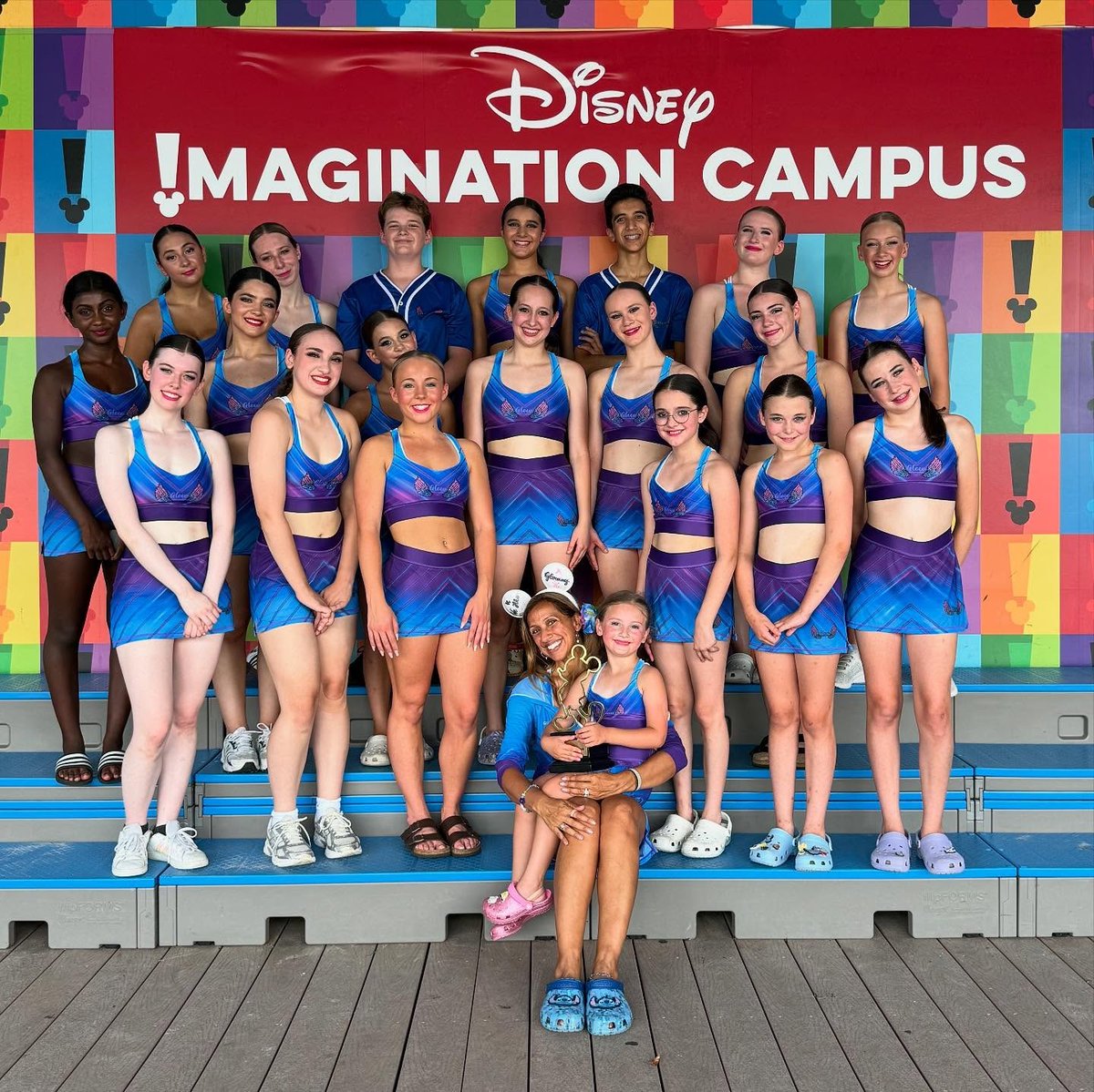 LLteamwear's tweet photo. The crew at Glow Dance Competition’s Disney Elite All Starz closed their magical Disney experience with one unforgettable final performance. They looked incredible in their Limelight gear.

#LimelightTeamwear #DisneyEliteAllStarz #GlowDanceCompetition #TeamWear https://t.co/0AJBaK7PiT