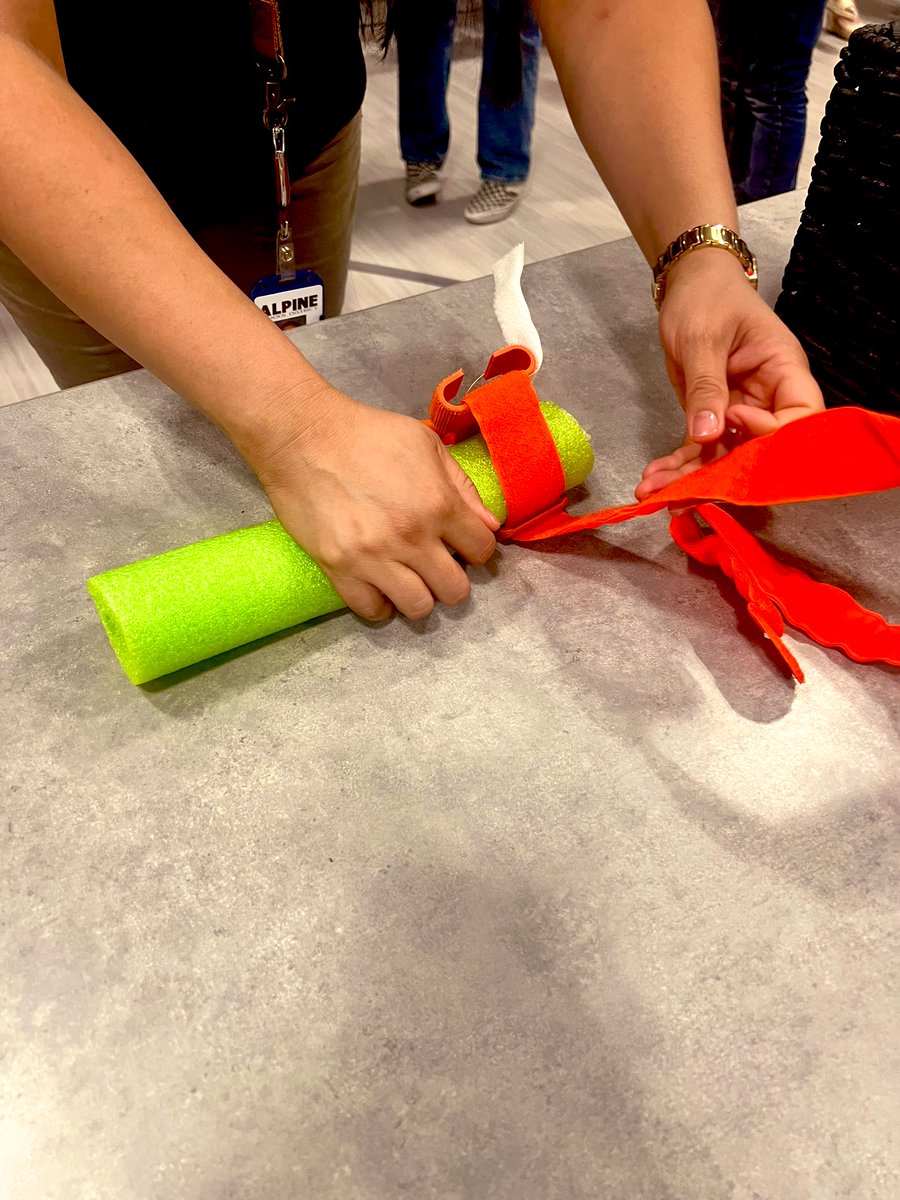 Passed off over 150 educators in #AlpineSchoolDistrict on #StoptheBleed this morning!!! 🩸 📚 🩺