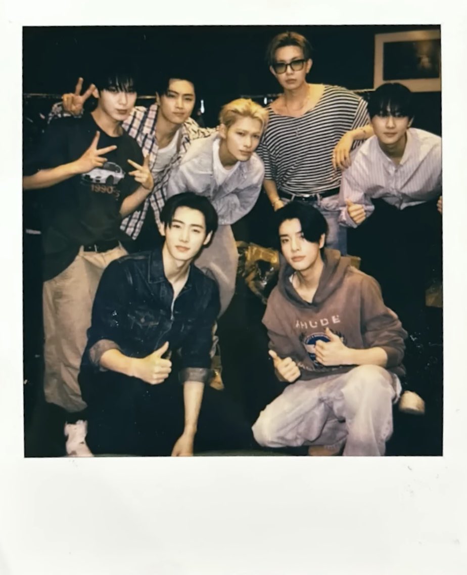 1208boi's tweet image. 📸