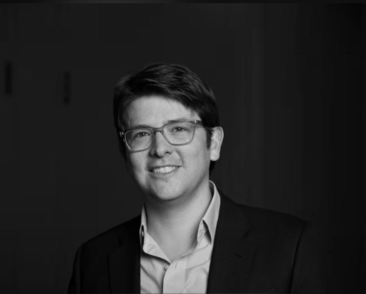 sebastrujillo's tweet photo. La pérdida  Miguel T, un joven promesa de la política, debe llamarnos a reflexionar sobre el valor supre de la vida y de la democracia. En tiempos de polarización, el respeto, la tolerancia y la paz no son opciones, son obligaciones para todo ciudadano que crea en un futuro común https://t.co/GyiLxGvFKN