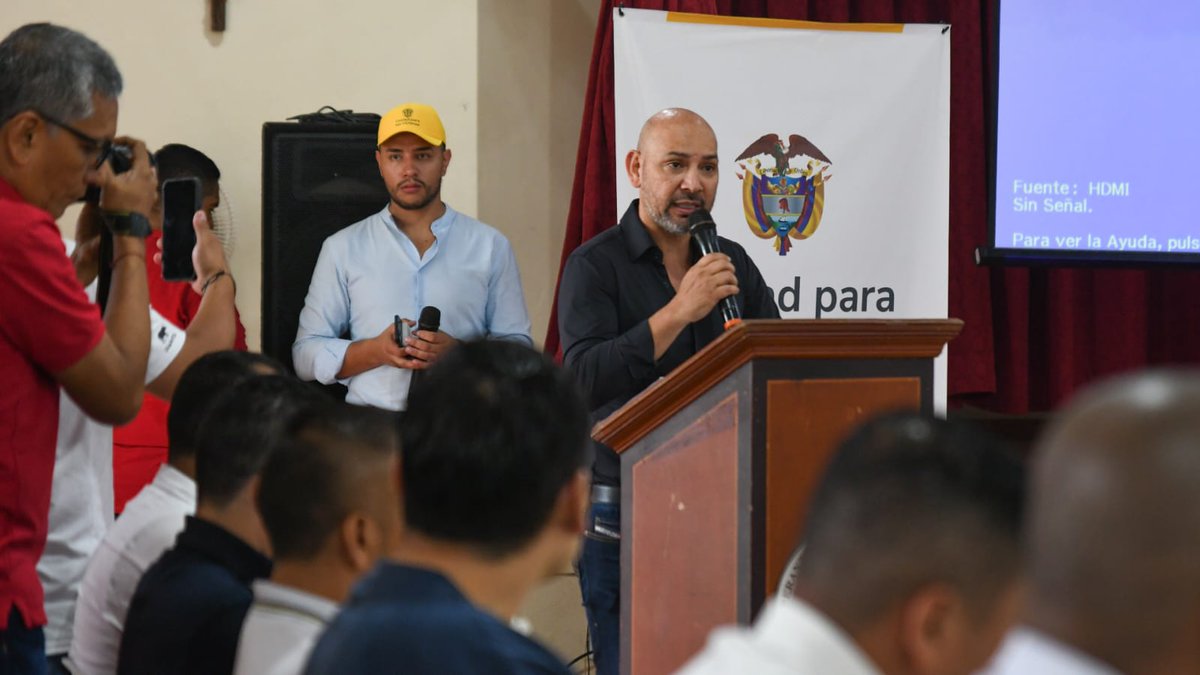 URestitucion's tweet photo. 🔴#AEstaHora desde el municipio de #PuertoAsís, la URT #Putumayo, bajo el liderazgo de la directora territorial, @DianaSilvaMonte, participa del encuentro del Sistema Nacional de Atención y Reparación Integral a las Víctimas (#SNARIV) liderado por la @UnidadVictimas. 👉🏽Este espacio cuenta con entidades del orden nacional y territorial, alcaldes de los 13 municipios, población víctima y Gobernación del departamento.