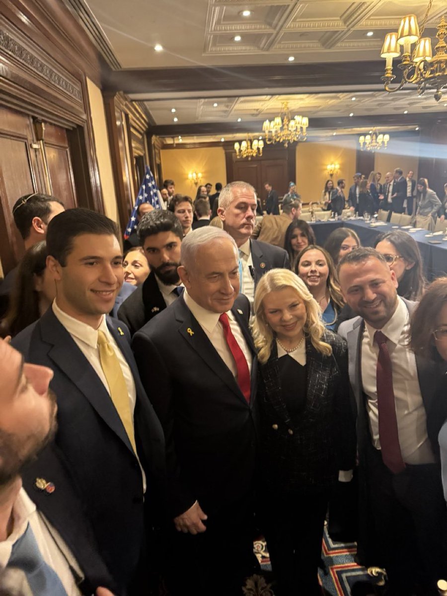 zionists justify the murder of journalists by pointing to photos they've taken w/ political officials of the governing party to imply they're valid military targets in a country w/ mandatory service where ppl take photos w/ genocidal war criminals w regular frequency.