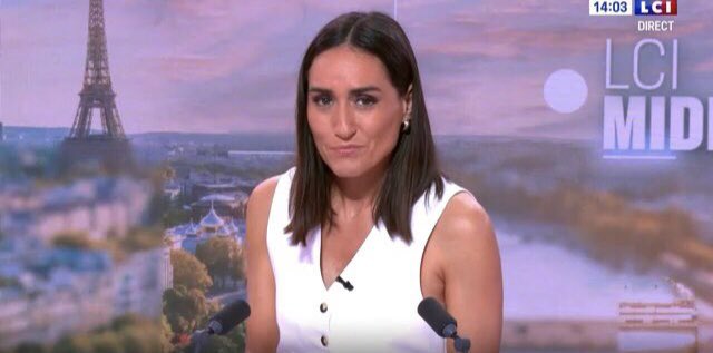 MonsieurLettres's tweet photo. Demain midi, au moment où le soleil sera au plus haut dans le ciel, où il sera à son zénith 🔆, nous retrouverons avec joie @jeannebarontv qui est au sommet de son art. Regarder le monde d’en haut, prendre du recul sur l’actualité.
3 heures de direct, de débats #LciMidi @LCI https://t.co/chJuXaHYKZ