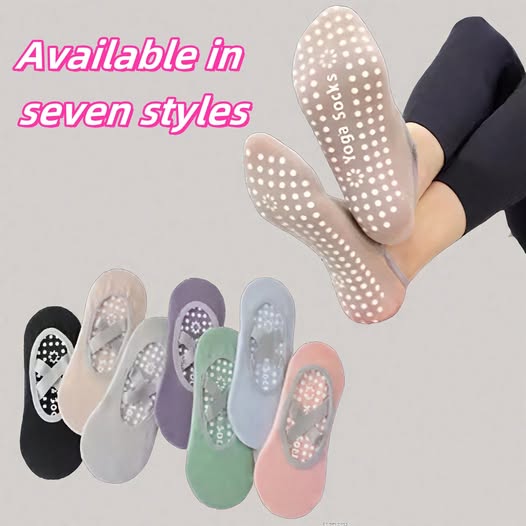 HealthFitCorner's tweet image. Stay grounded in every pose with our 4 Pairs of Professional Non-Slip Yoga Socks! Designed with silicone grip soles for ultimate stability.

Grab your set and flow with confidence. 📷📷

#YogaEssentials #GripAndFlow #pilatesgear

healthfitcorner.com/.../4-pairs-no…