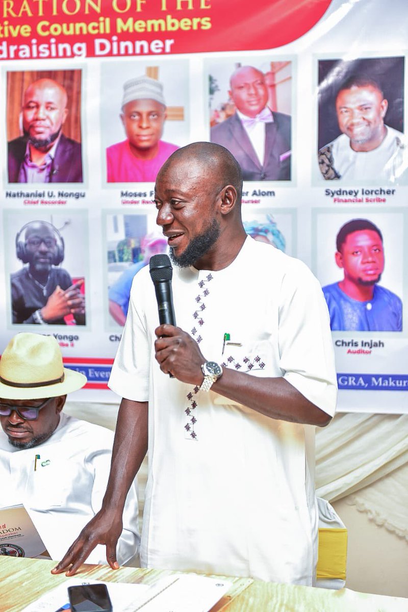 CephasDyako's tweet image. I chaired the occasion as Association of Benue Emcees(ABE) gathered to inaugurate their new Exco, honour outstanding members and raise funds for its development. 

I emphasized the importance of the collaboration that comes with consortiums and how it is for speedy growth.
#tai