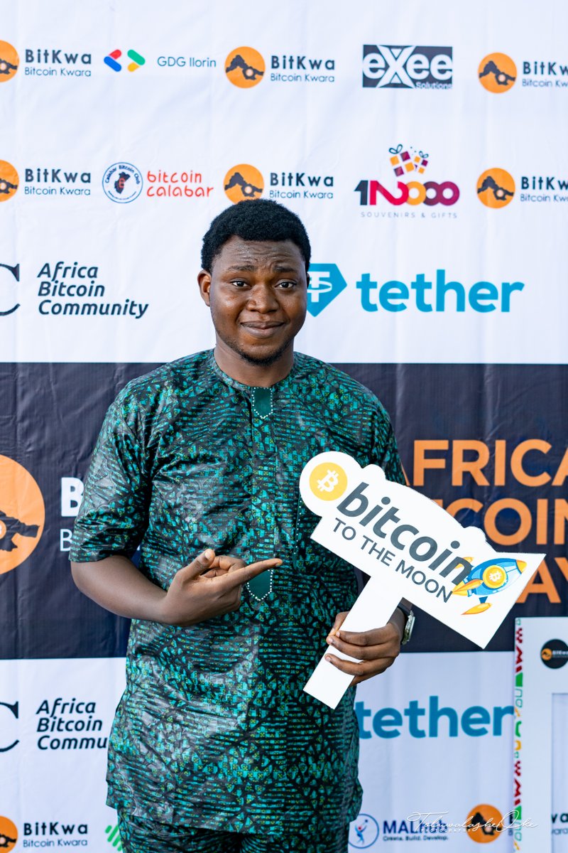 BitKwaofficial's tweet photo. #ToTheMoon
How high will Bitcoin go?
Let's hear from you below!
#Bitkwa #Bitcoin #BitkwaLabs #onethousandmerchants #bitkwabitcoindiploma https://t.co/QLJdlu1Dmn