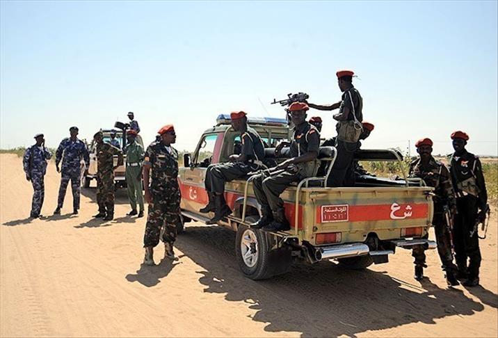 Ivadleber's tweet image. Reportedly SPLM-N's over 50 combat vehicles are heading towards El Fashir to participate allegedly in the final 'decisive'  battle. RSF's reinforcement being reported in the Triangle Area as well. #ElFashir #PopularMovement  #Tasis