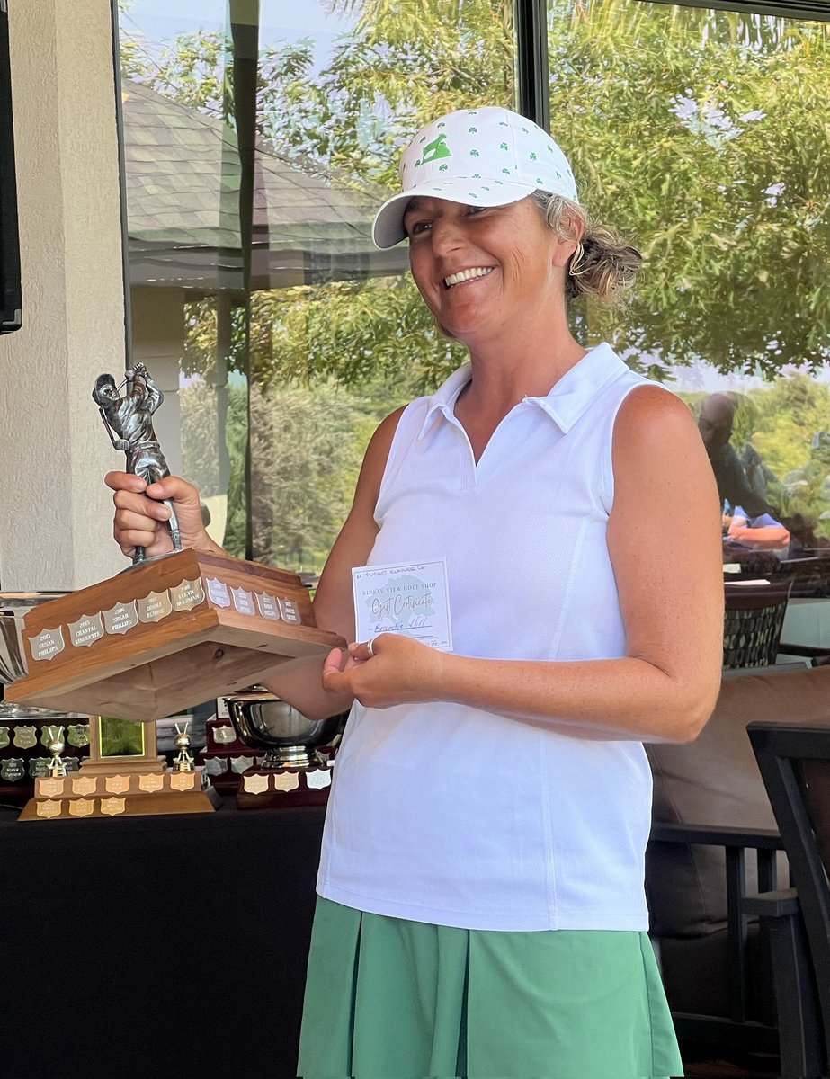 Rideau View Captain tweet media